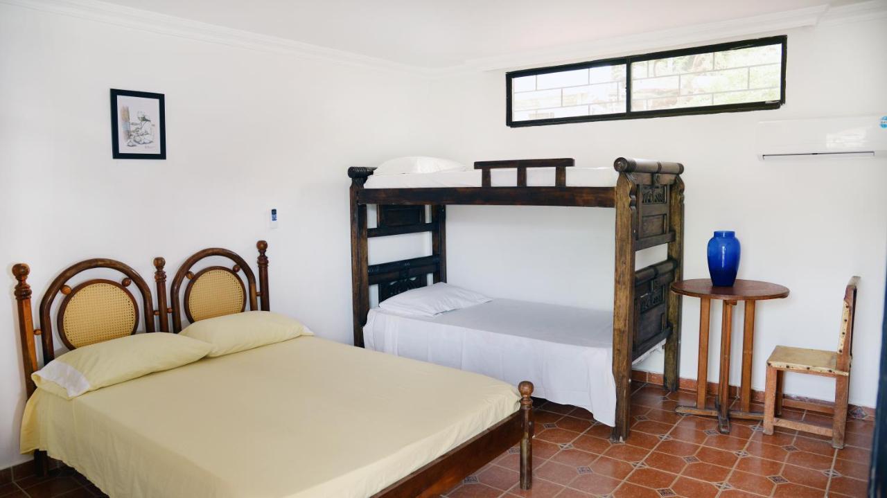 Hostal Dumbira Таганга Екстер'єр фото